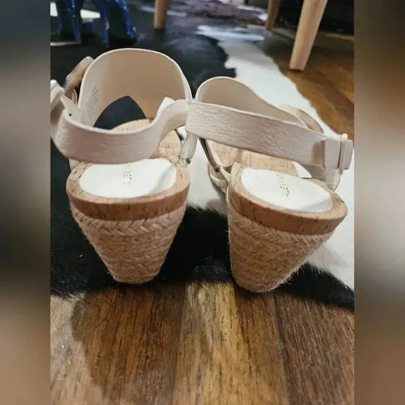 Alex Marie Sandals wedges - Picture 3 of 7